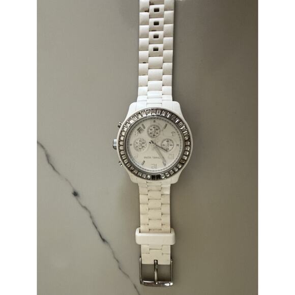 MICHAEL KORS Women’s Chronograph Watch MK5396 - Picture 3 of 7